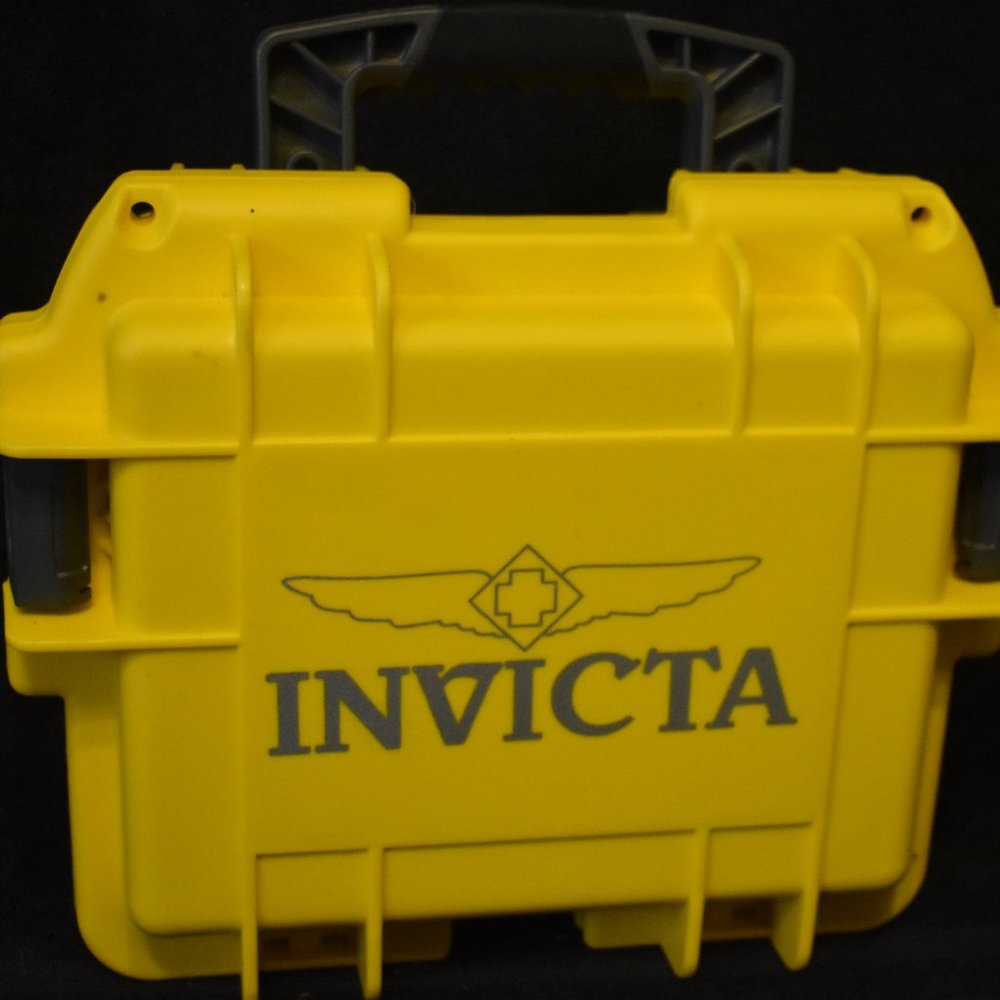 Invicta 3 watch slot storage box